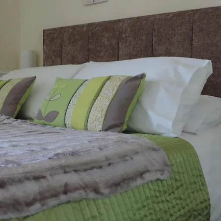 Bed & Breakfast The Gables St Austell